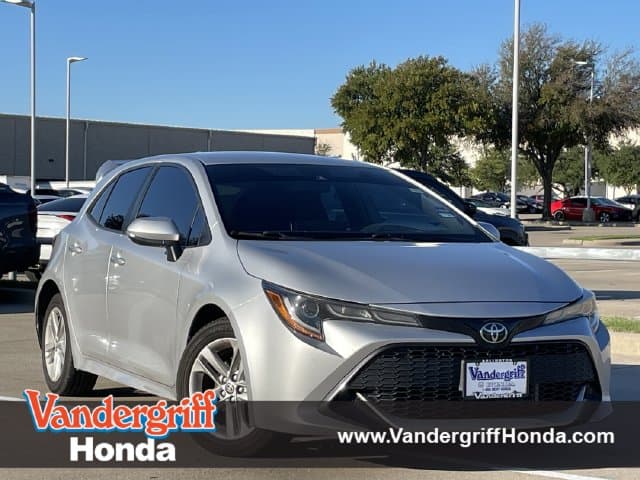 2022 Toyota Corolla Hatchback SE — photo 1 of 27