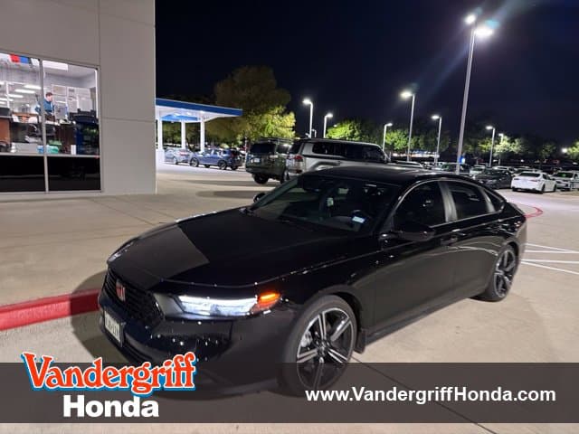 2024 Honda Accord Hybrid Sport — photo 1 of 32
