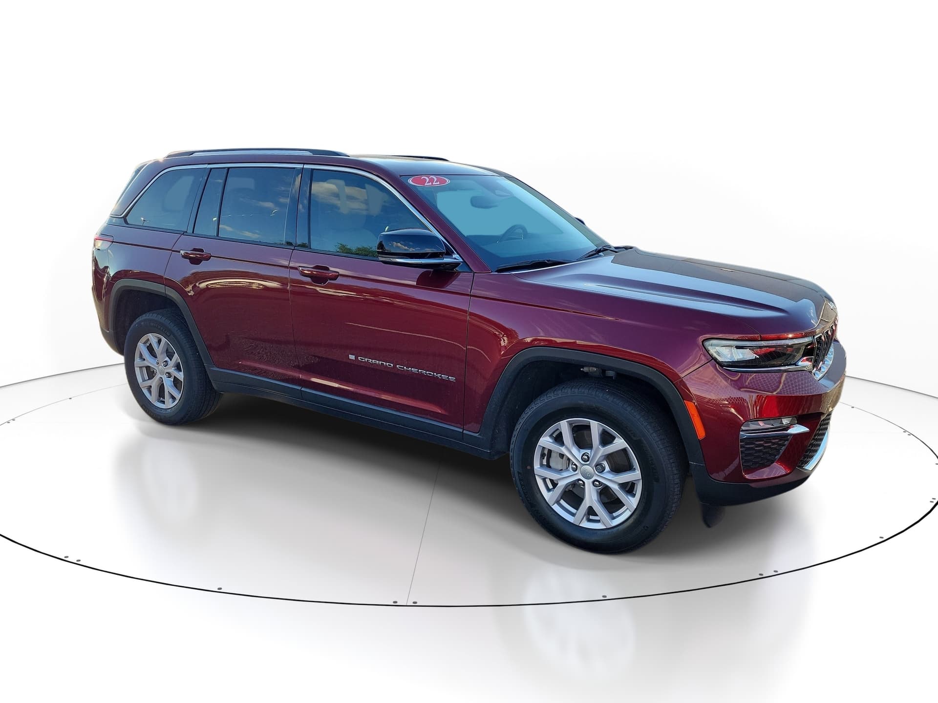 2022 Jeep Grand Cherokee Limited — photo 1 of 10