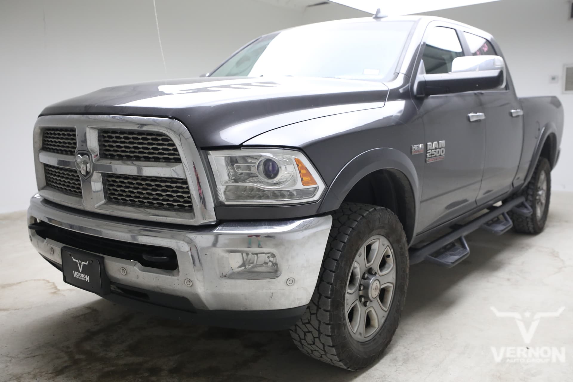 2018 RAM 2500 Laramie — photo 1 of 13