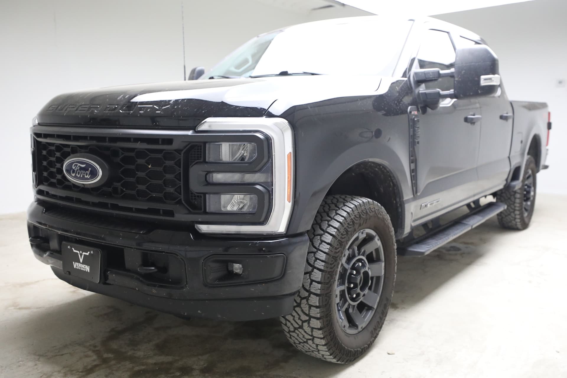 2023 Ford Super Duty F-250 SRW Base — photo 1 of 13
