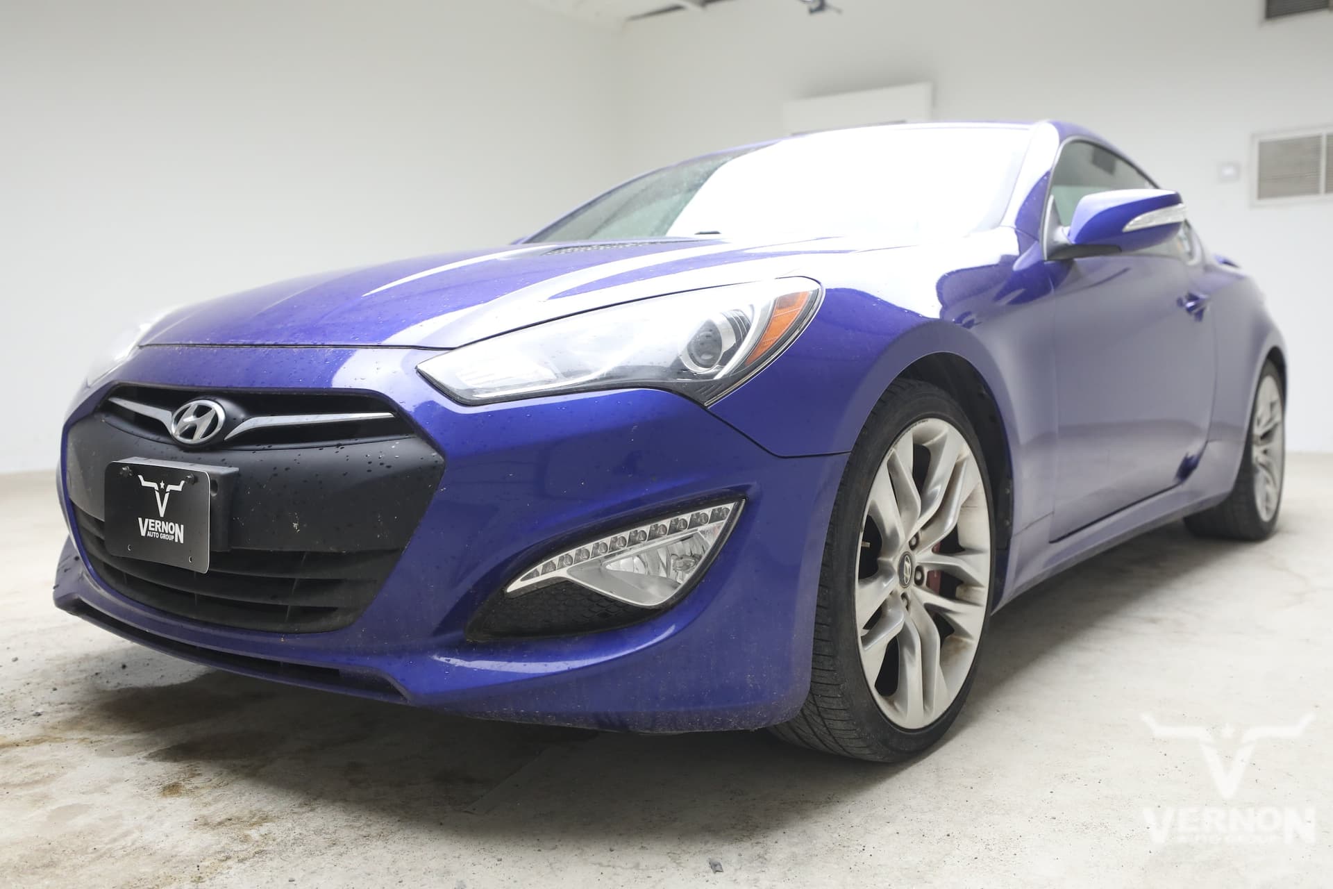 2013 Hyundai Genesis Coupe 3.8 Track — photo 1 of 14