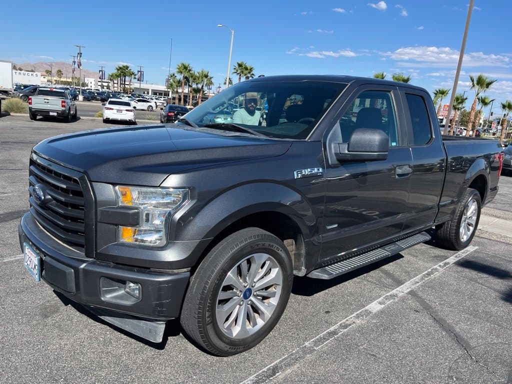 2017 Ford F-150 XL — photo 1 of 6