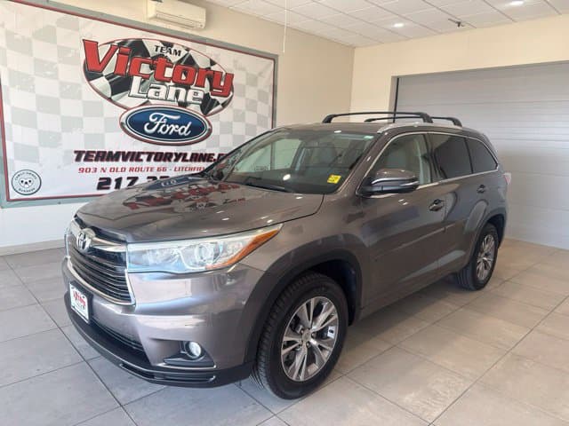 2015 Toyota Highlander XLE — photo 1 of 27