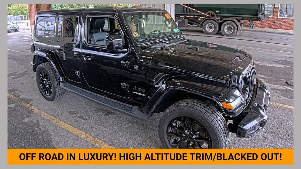 2020 Jeep Wrangler Base — photo 1 of 2