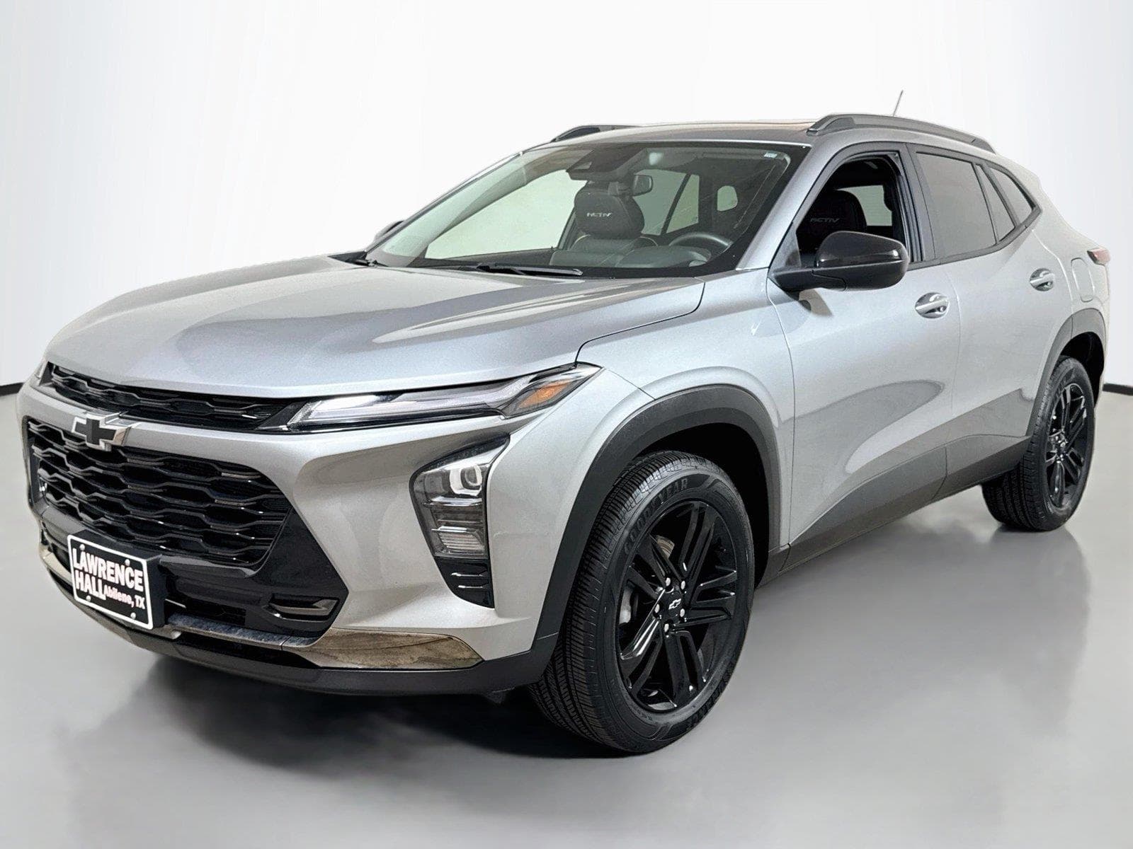 2025 Chevrolet Trax ACTIV — photo 1 of 30