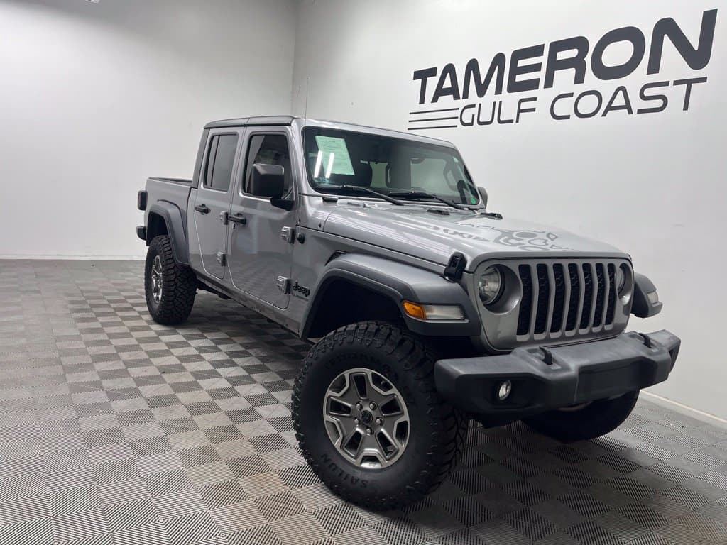 2020 Jeep Gladiator Sport — photo 1 of 31