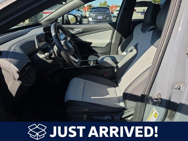 2023 Volkswagen ID.4 Standard — photo 1 of 11