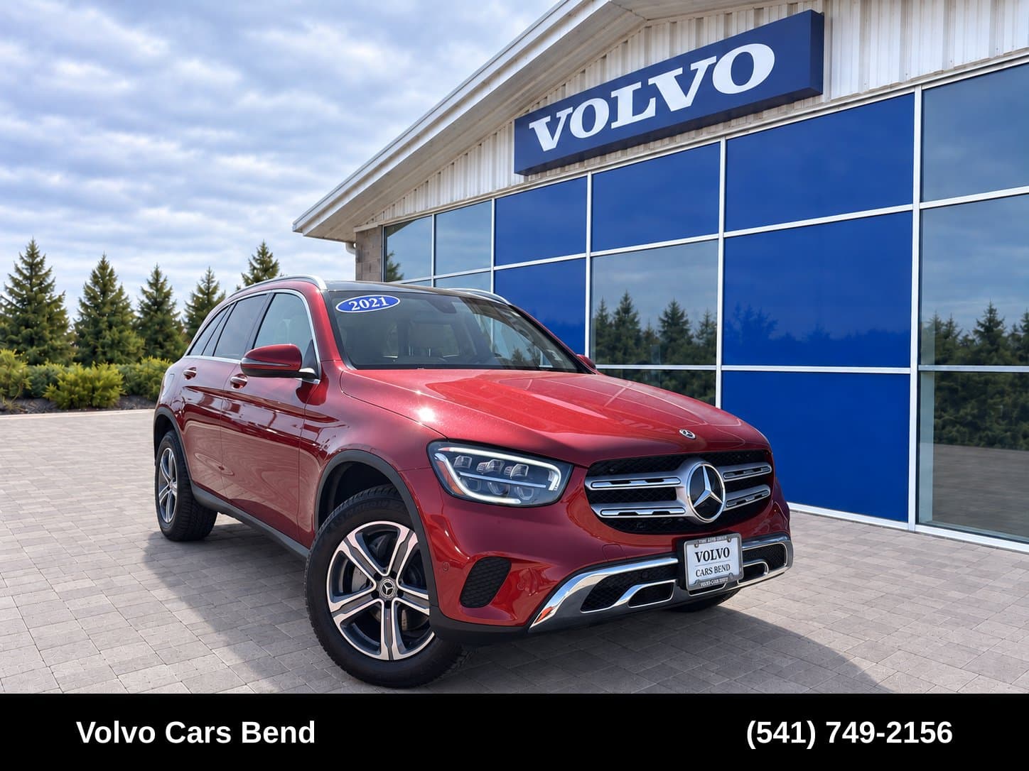 2021 Mercedes-Benz GLC GLC 300 — photo 1 of 27
