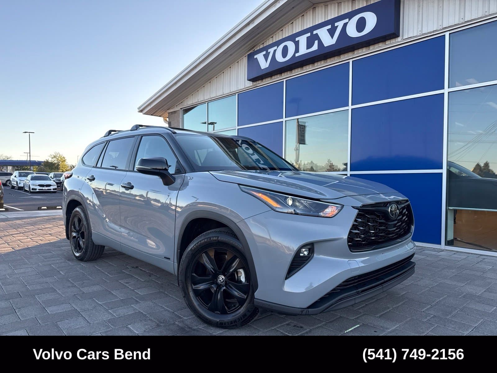 2025 Toyota Highlander Base — photo 1 of 27