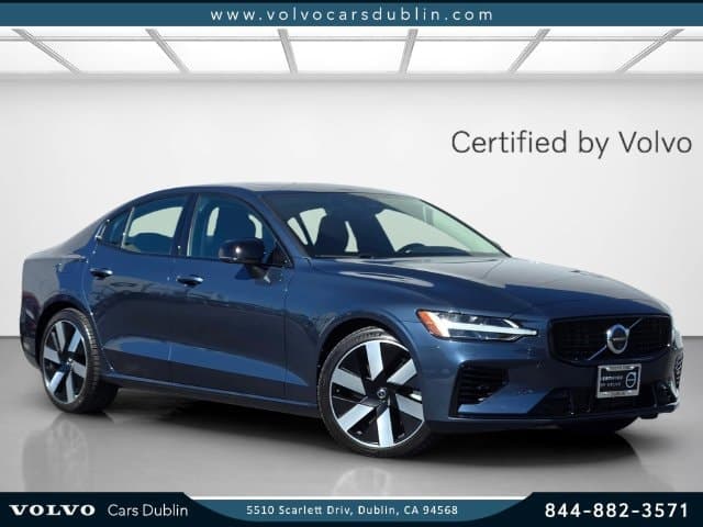 2024 Volvo S60 Recharge Plug-In Hybrid Ultimate Dark Theme — photo 1 of 26