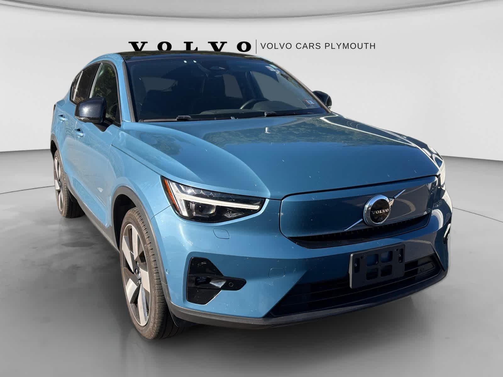 2023 Volvo C40 Recharge Pure Electric Ultimate — photo 1 of 2