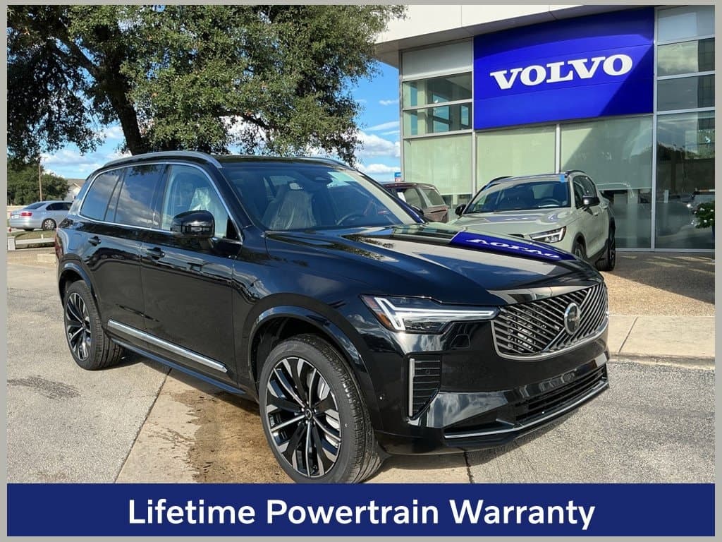 2027 Volvo XC90 Base — photo 1 of 3