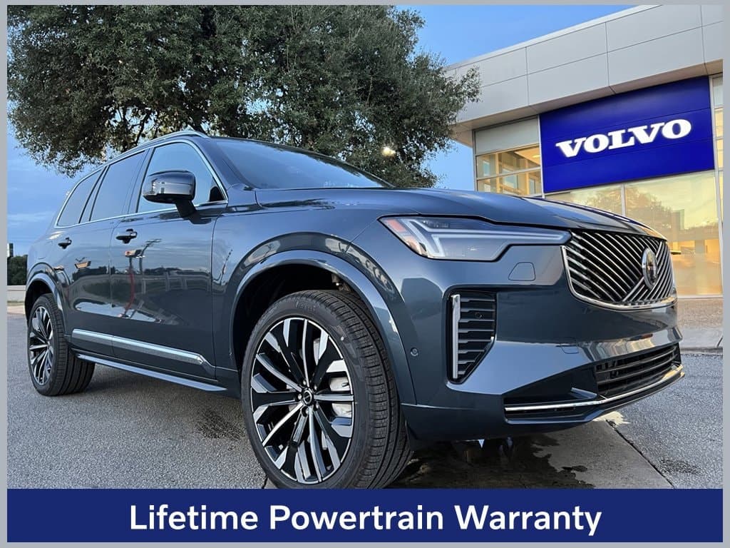2027 Volvo XC90 Base — photo 1 of 26