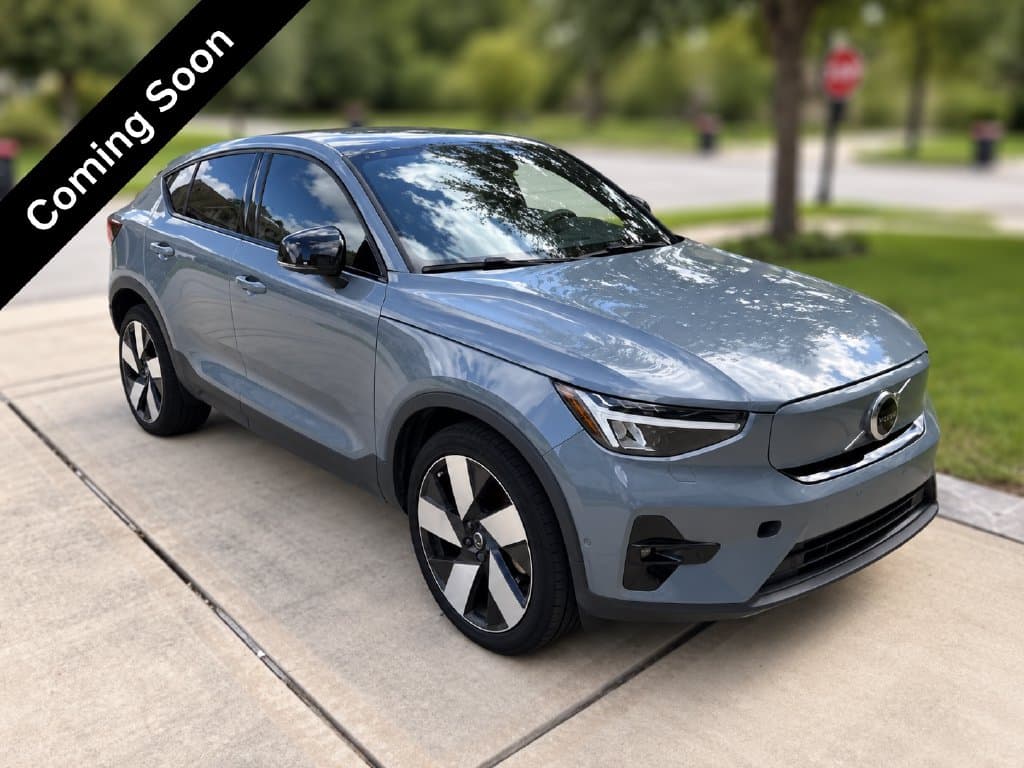 2023 Volvo C40 Recharge Pure Electric Ultimate — photo 1 of 10