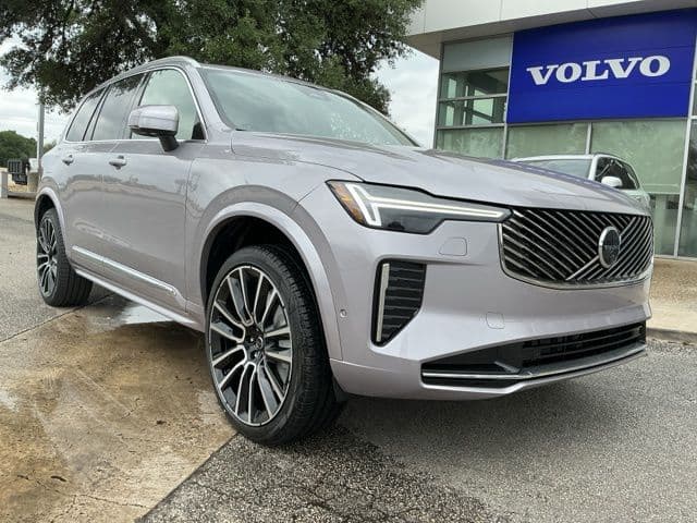 2026 Volvo XC90 Base — photo 1 of 31