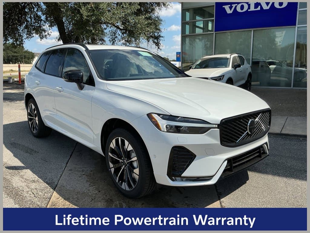 2027 Volvo XC60 Plus — photo 1 of 3