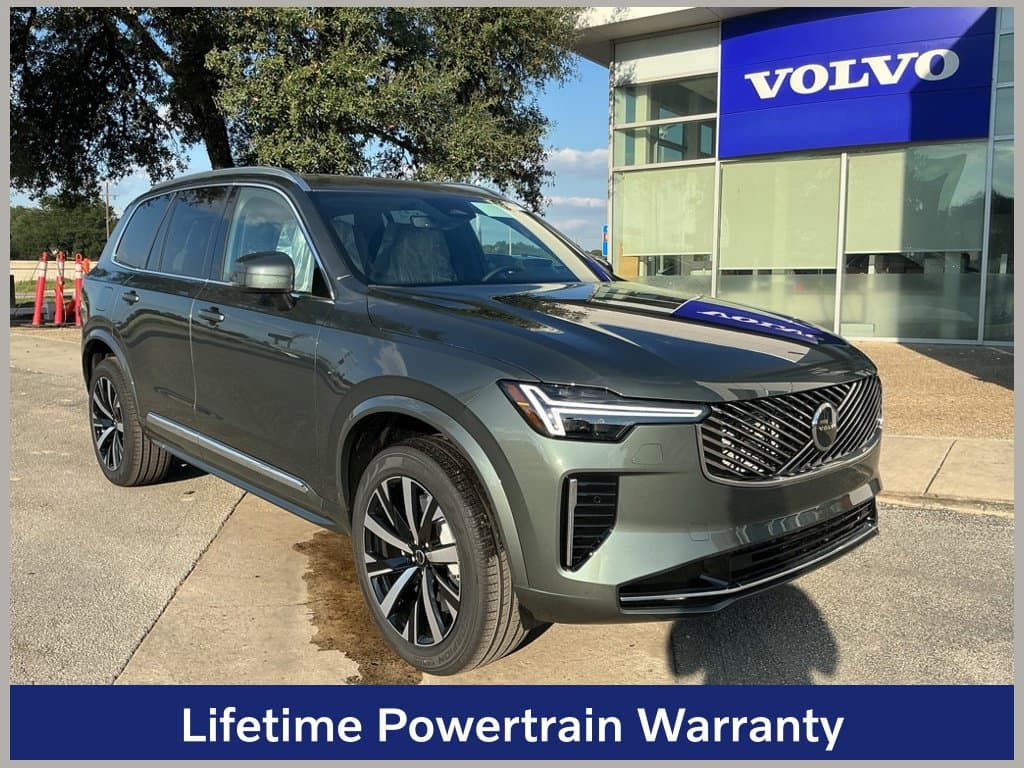2027 Volvo XC90 Base — photo 1 of 3