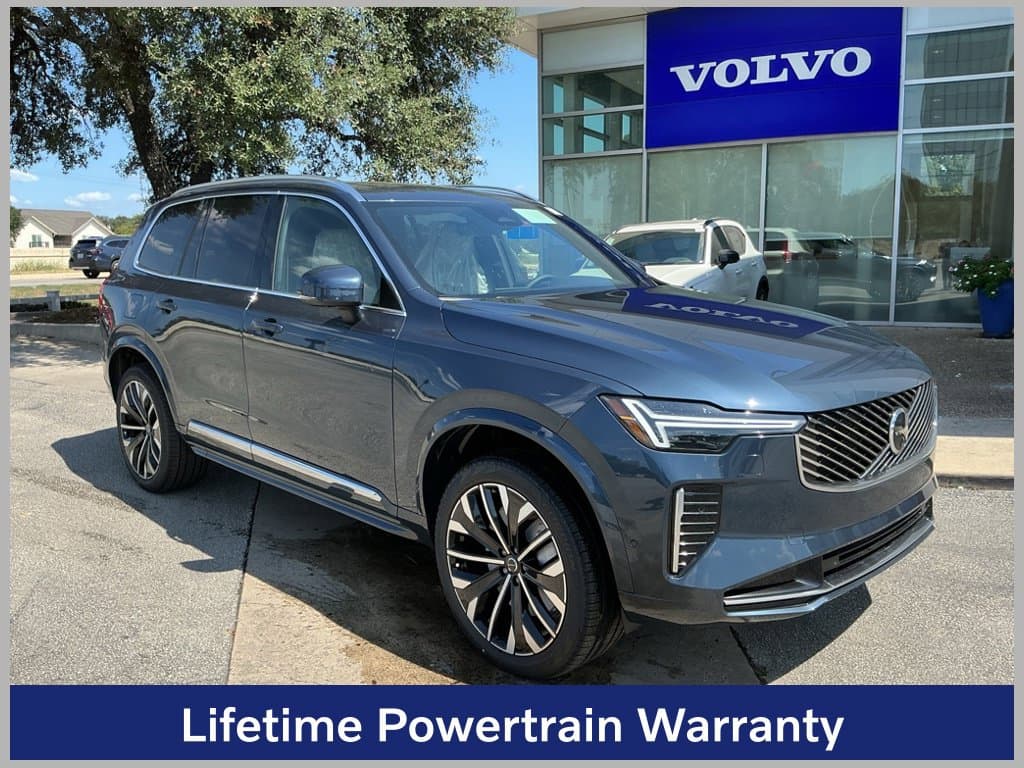 2027 Volvo XC90 Base — photo 1 of 3
