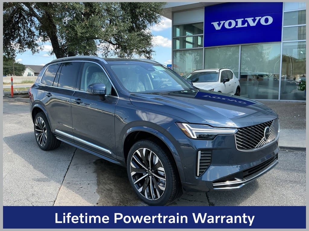 2027 Volvo XC90 Ultra — photo 1 of 3