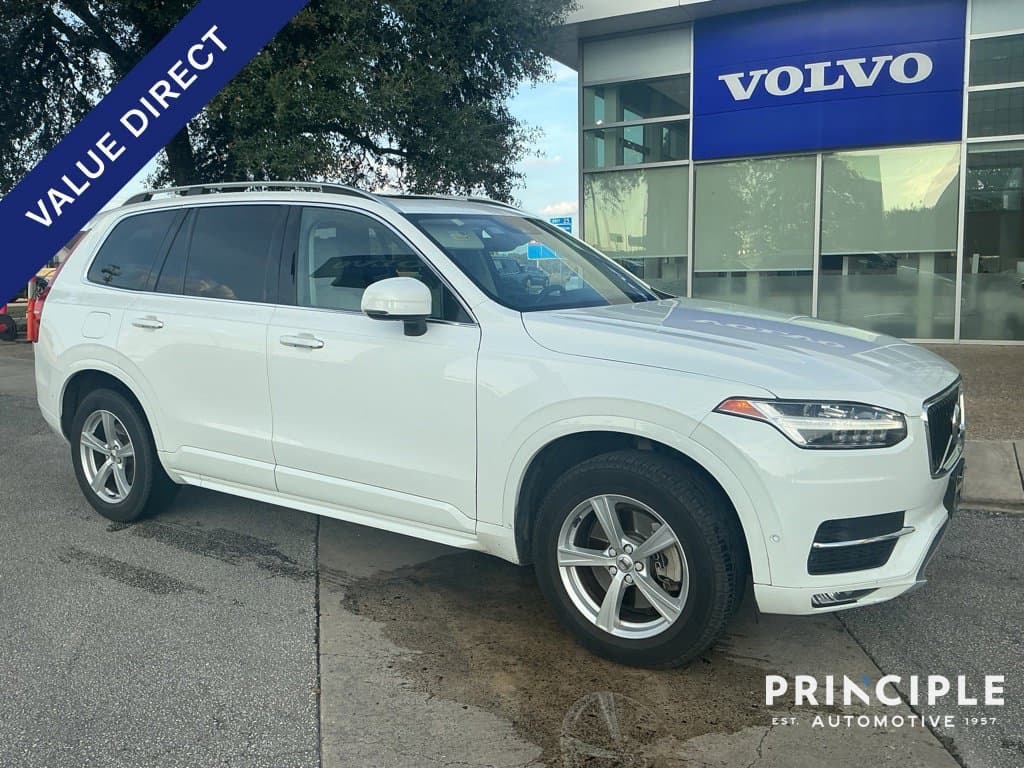 2018 Volvo XC90 Momentum — photo 1 of 4