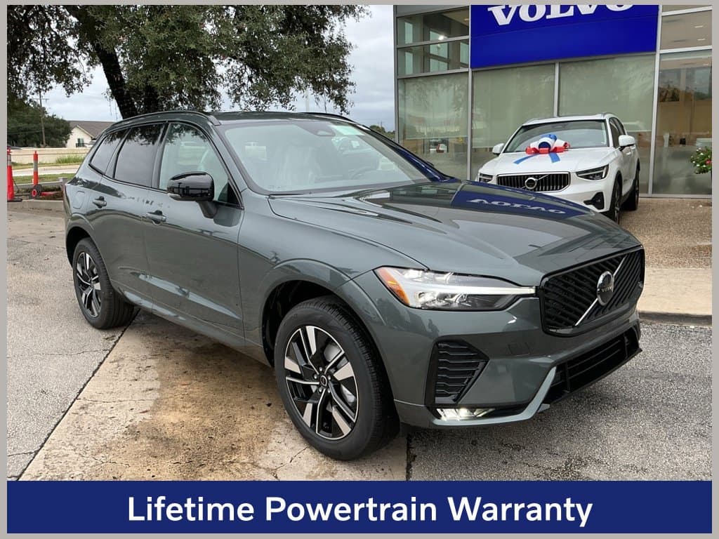 2027 Volvo XC60 Base — photo 1 of 3