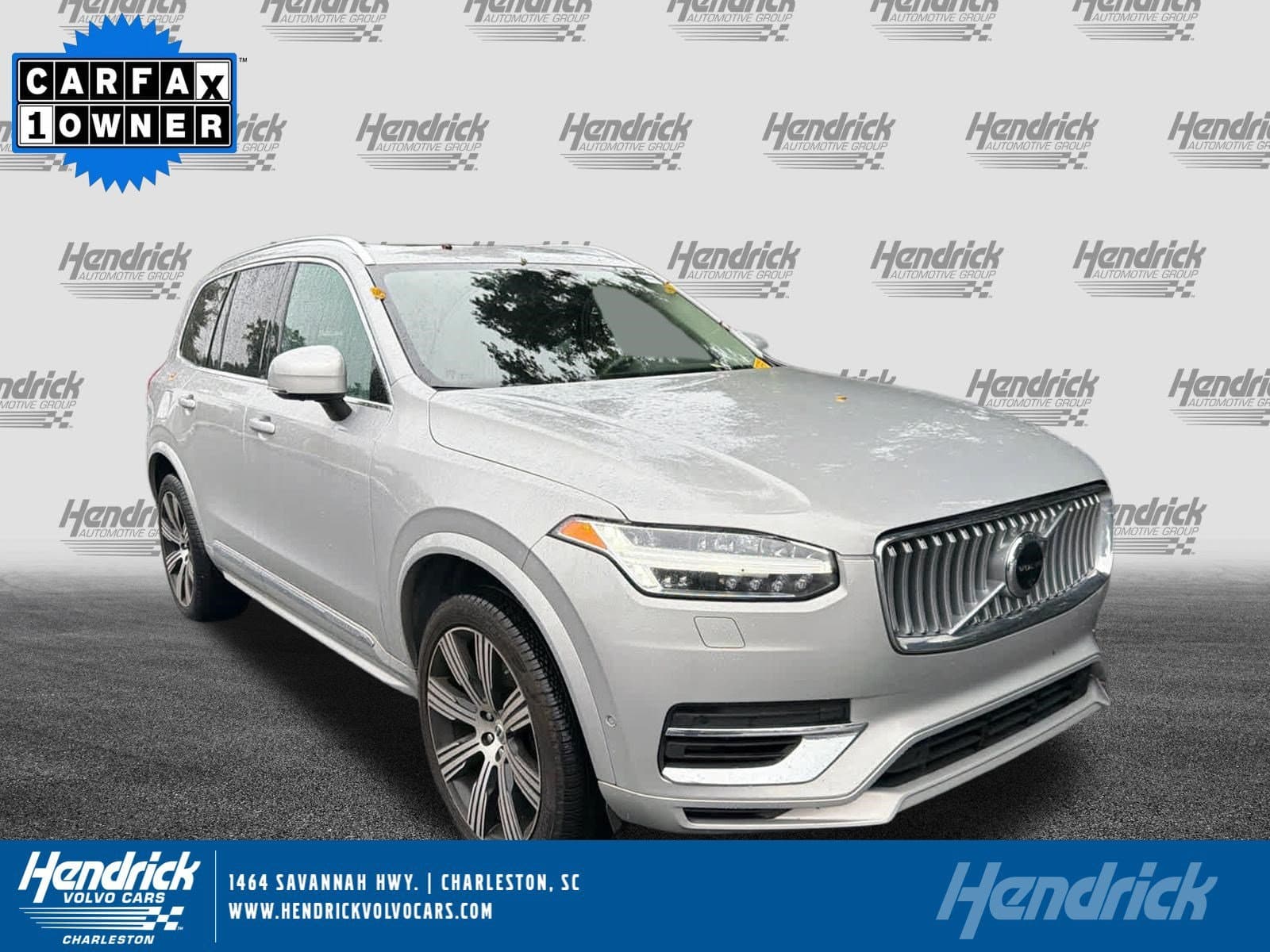 2023 Volvo XC90 Recharge Plug-In Hybrid Plus Bright Theme — photo 1 of 36