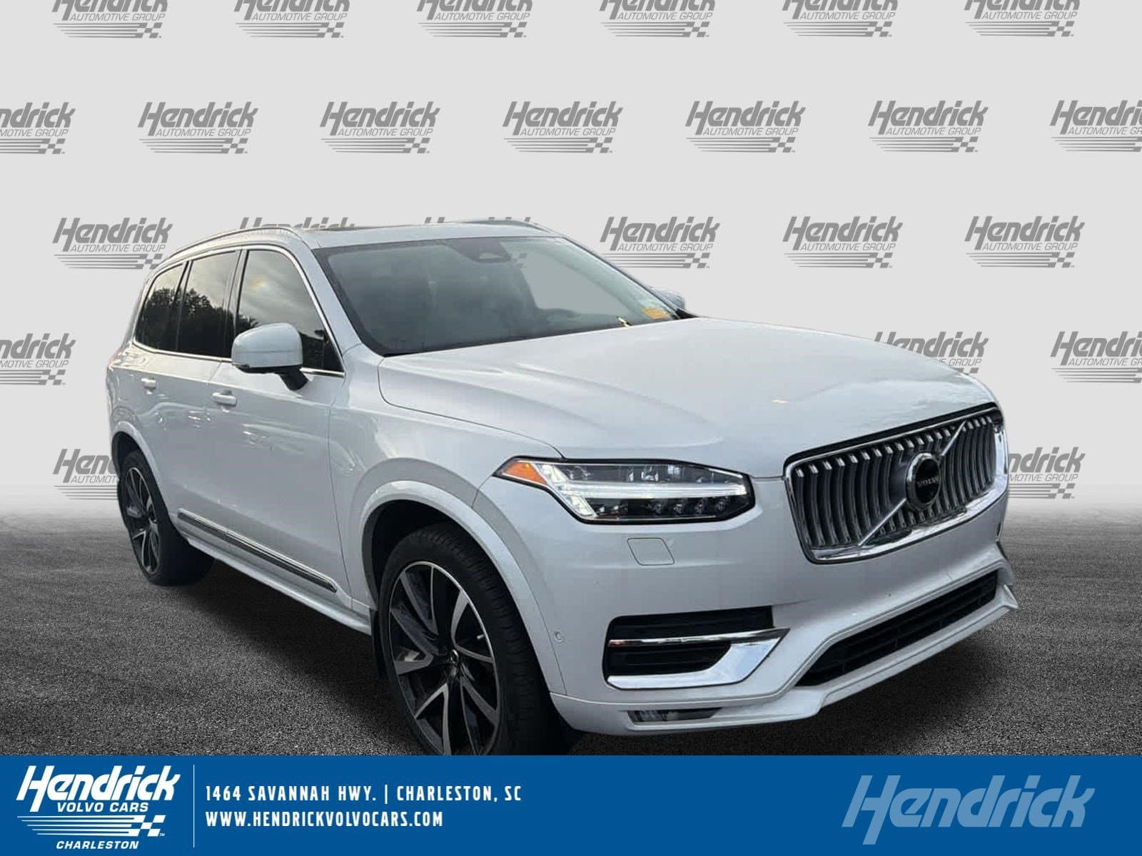 2023 Volvo XC90 Plus — photo 1 of 36