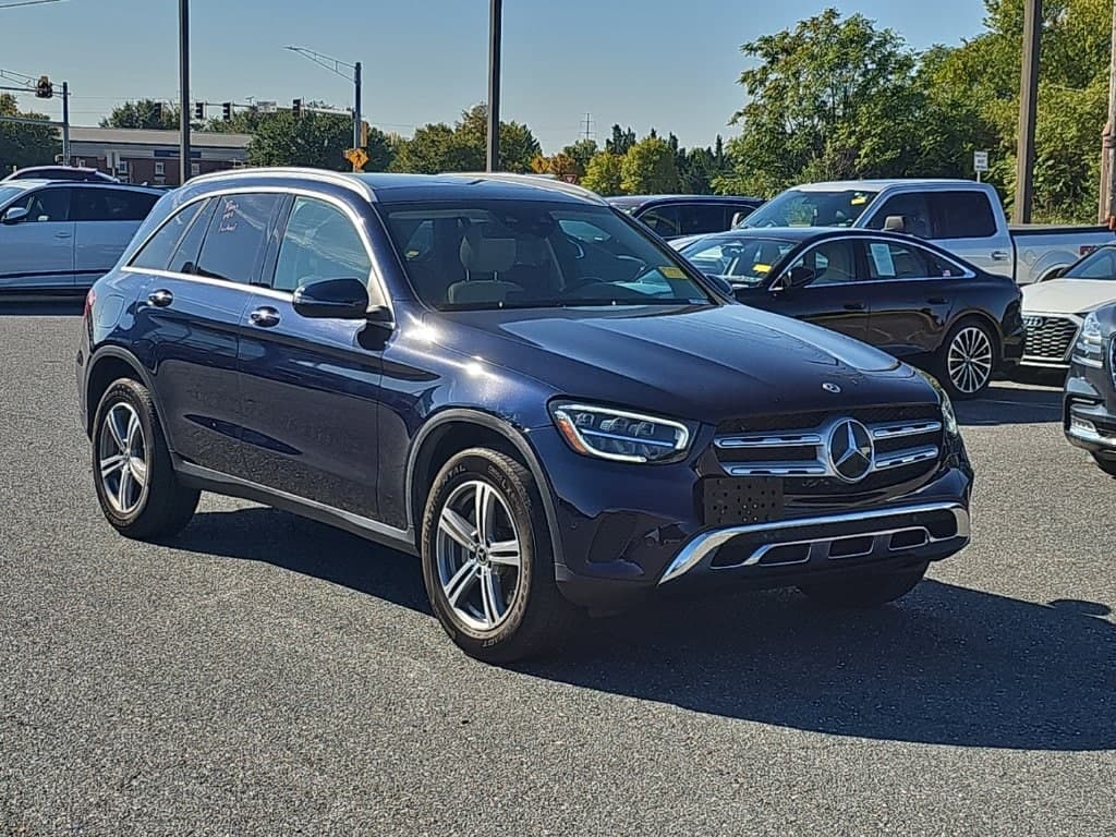 2021 Mercedes-Benz GLC GLC 300 — photo 1 of 19