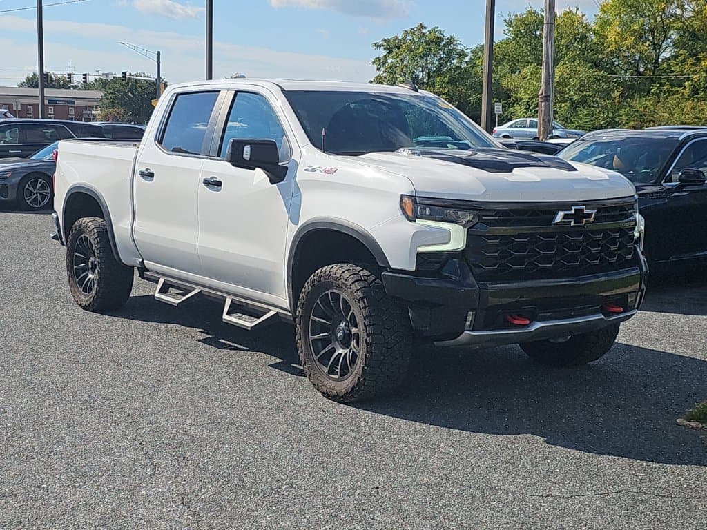 2023 Chevrolet Silverado 1500 ZR2 — photo 1 of 19