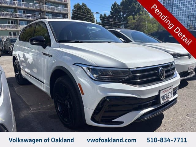 2024 Volkswagen Tiguan Base — photo 1 of 8
