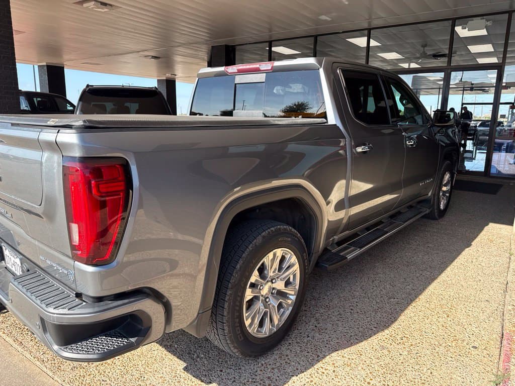 2020 GMC Sierra 1500 Denali — photo 1 of 6