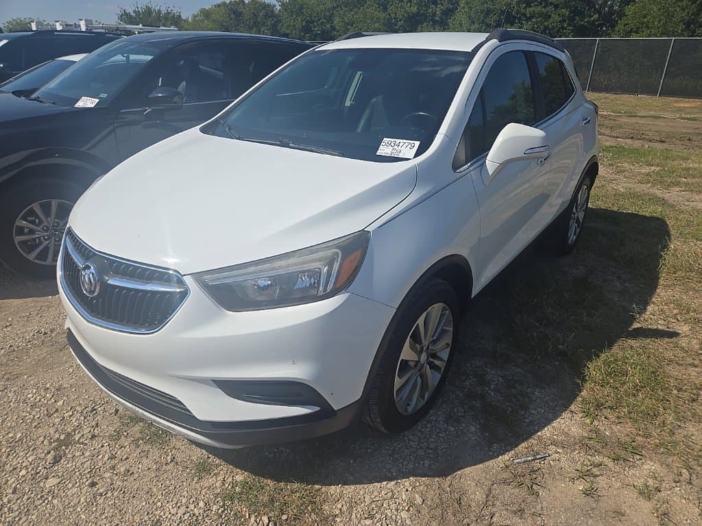 2017 Buick Encore Preferred — photo 1 of 5