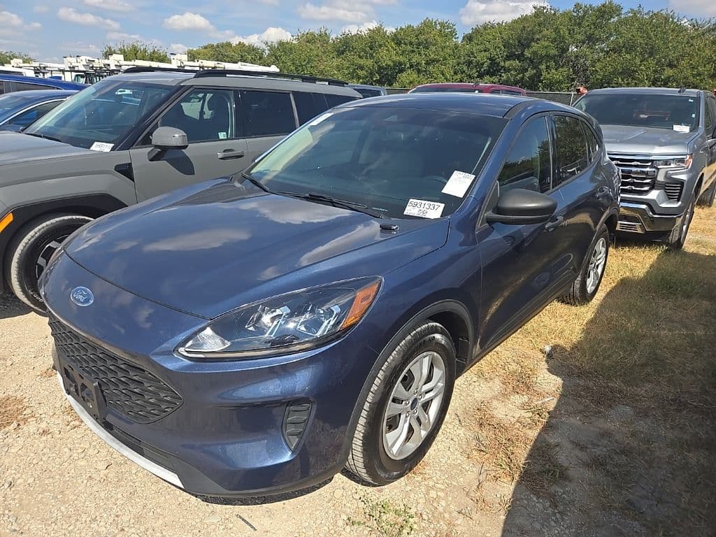2020 Ford Escape S — photo 1 of 4