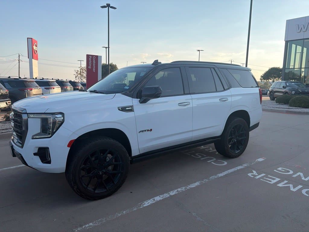2023 GMC Yukon AT4 — photo 1 of 12