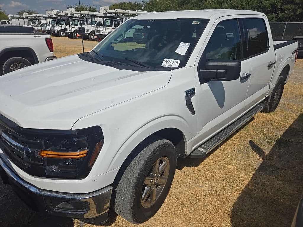 2025 Ford F-150 XLT — photo 1 of 5