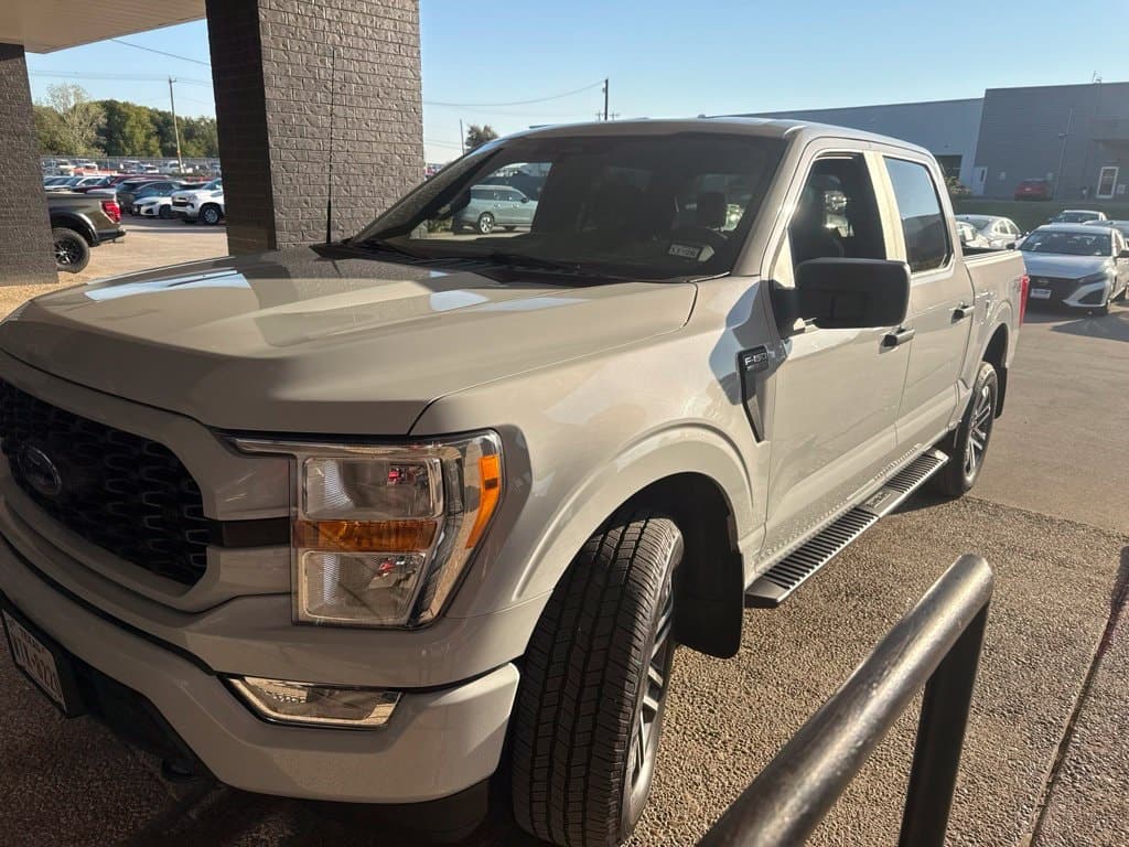 2022 Ford F-150 XL — photo 1 of 9