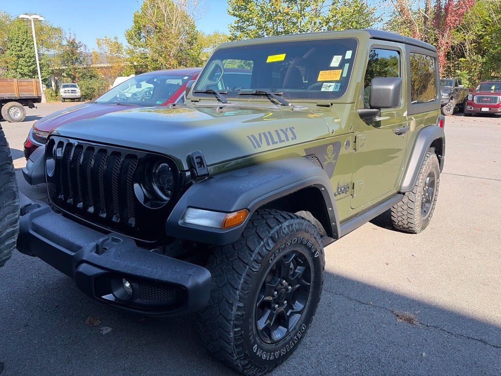 2023 Jeep Wrangler Base — photo 1 of 6