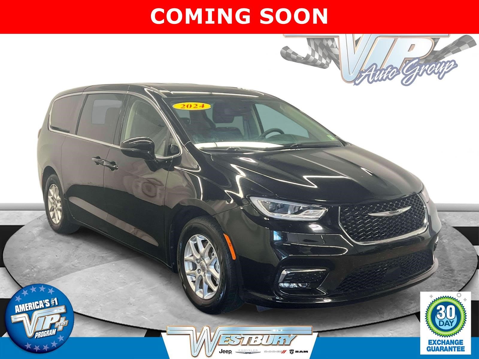2024 Chrysler Pacifica Touring L — photo 1 of 28