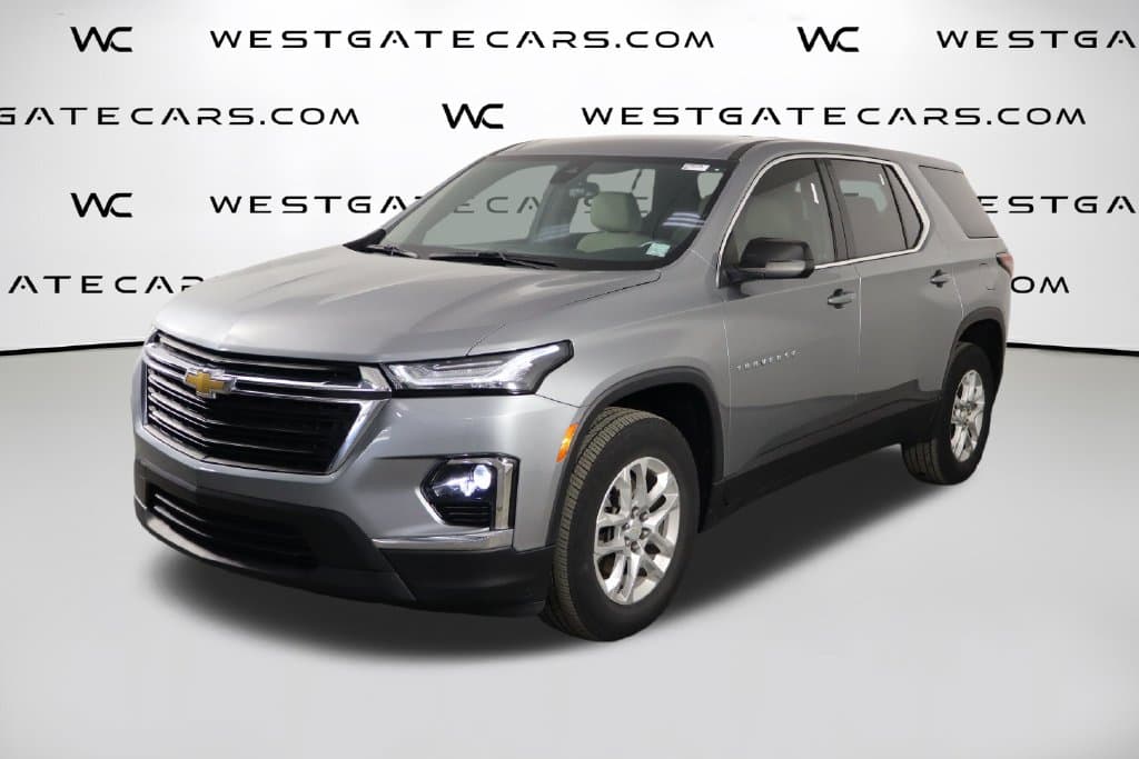 2023 Chevrolet Traverse LS — photo 1 of 46