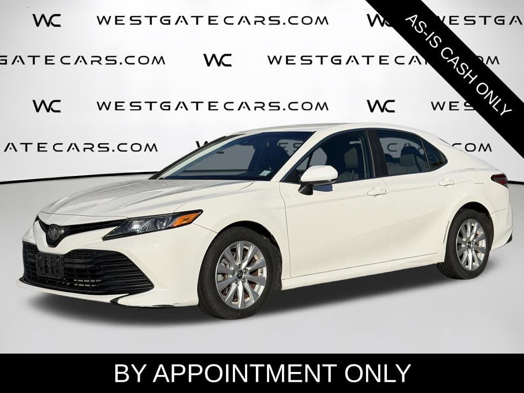 2018 Toyota Camry LE — photo 1 of 21