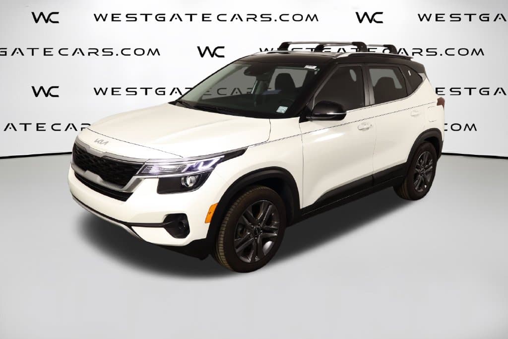 2023 Kia Seltos S — photo 1 of 44