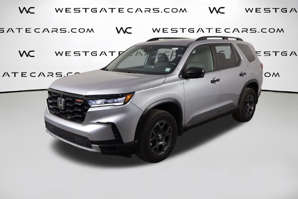 2025 Honda Pilot TrailSport — photo 1 of 51