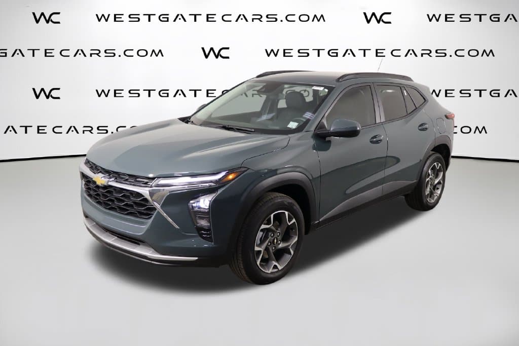 2026 Chevrolet Trax LT — photo 1 of 49