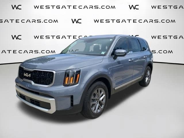 2024 Kia Telluride LX — photo 1 of 36