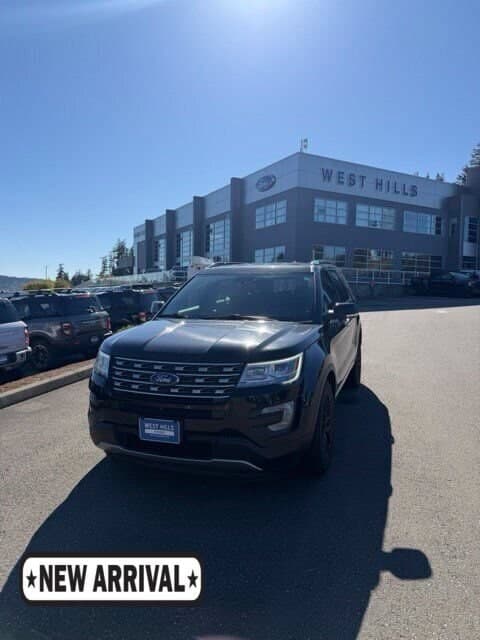 2017 Ford Explorer Base — photo 1 of 7