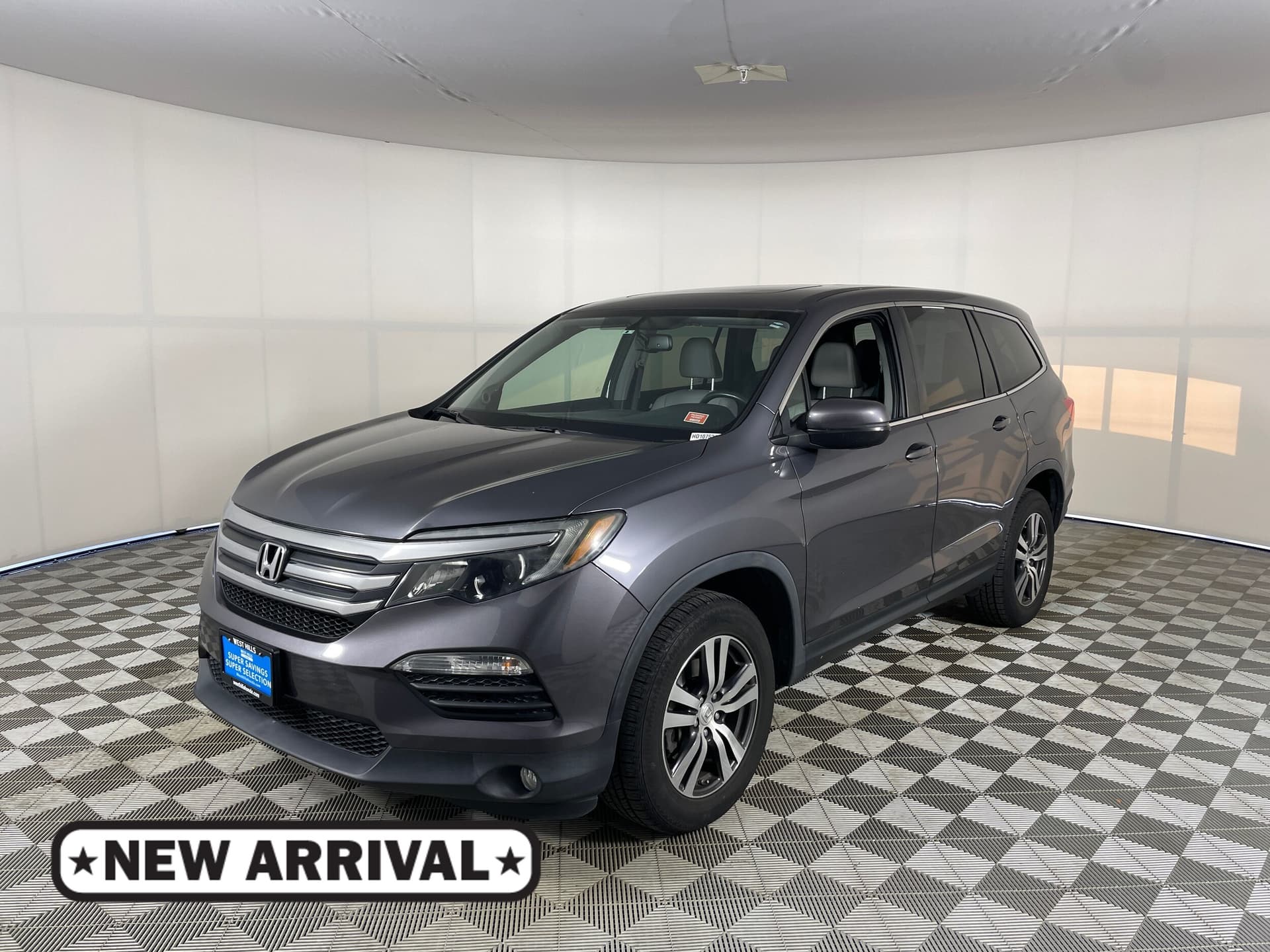2018 Honda Pilot EX-L — photo 1 of 17
