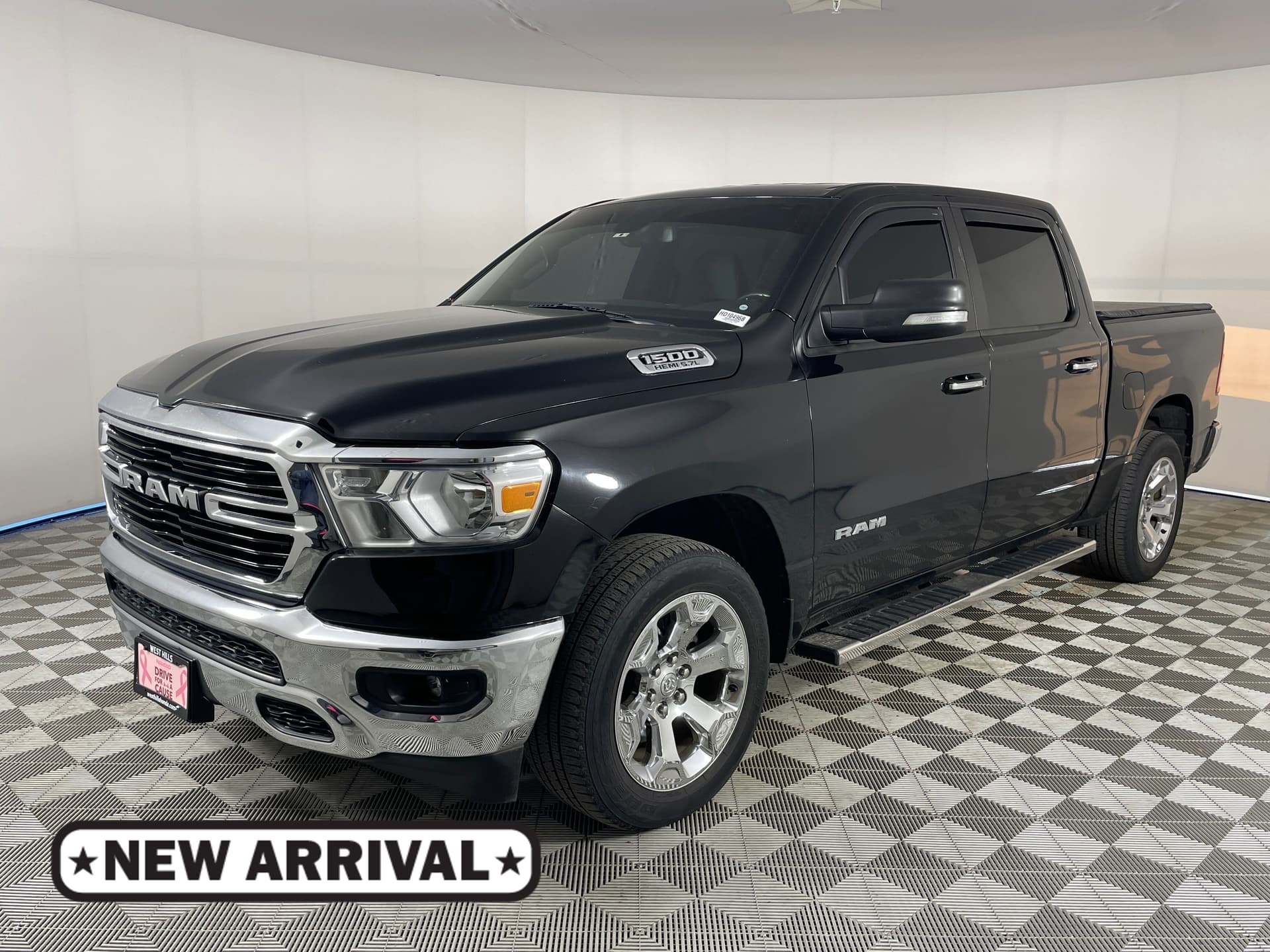 2019 RAM 1500 Big Horn/Lone Star — photo 1 of 18