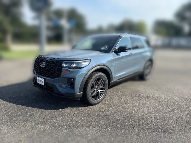 2026 Ford Explorer ST-Line — photo 1 of 35