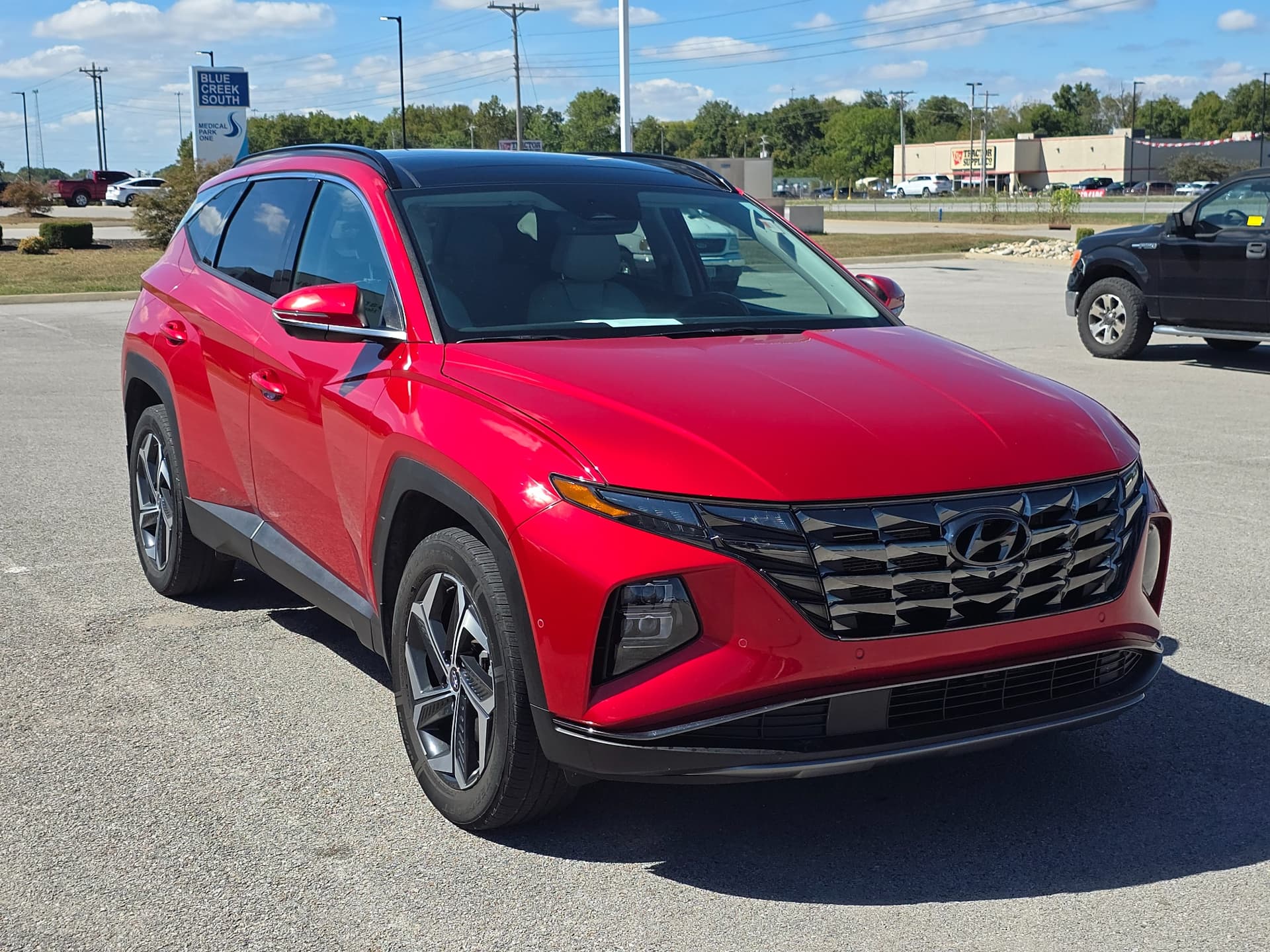 2022 Hyundai Tucson Limited — photo 1 of 10